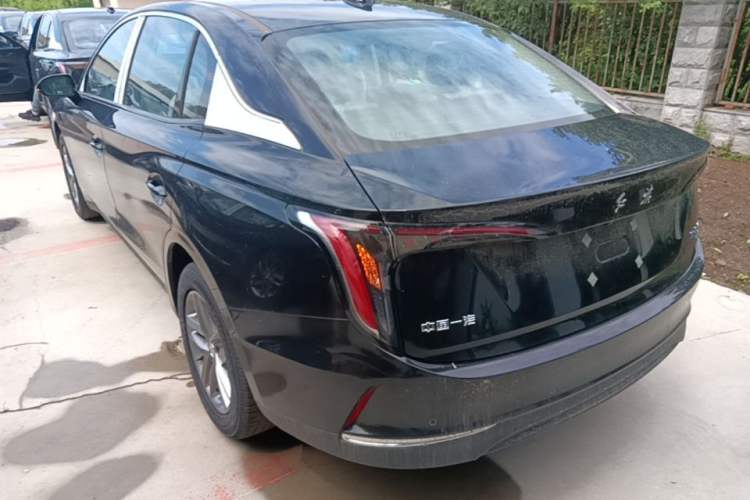 Used Hongqi E-QM5 2025 610 km PLUS Rear Left 45 Deg