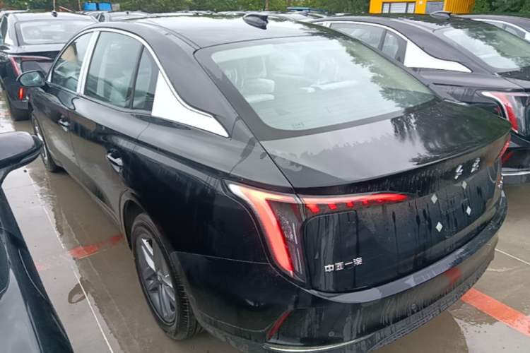 Used Hongqi E-QM5 2025 610 km PLUS Rear Left 45 Deg