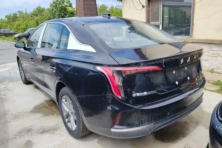 Used Hongqi E-QM5 2025 610 km PLUS Rear Left 45 Deg