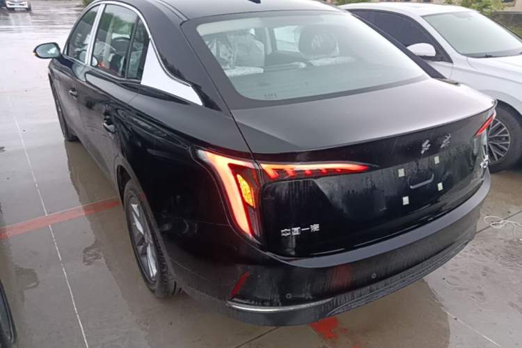 Used Hongqi E-QM5 2025 610 km PLUS Rear Left 45 Deg