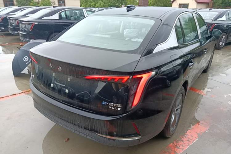 Used Hongqi E-QM5 2025 610 km PLUS Rear Right 45 Deg