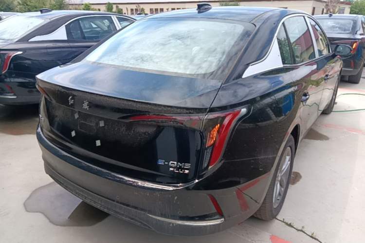 Used Hongqi E-QM5 2025 610 km PLUS Rear Right 45 Deg