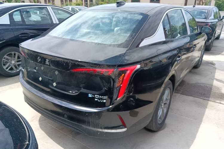 Used Hongqi E-QM5 2025 610 km PLUS Rear Right 45 Deg