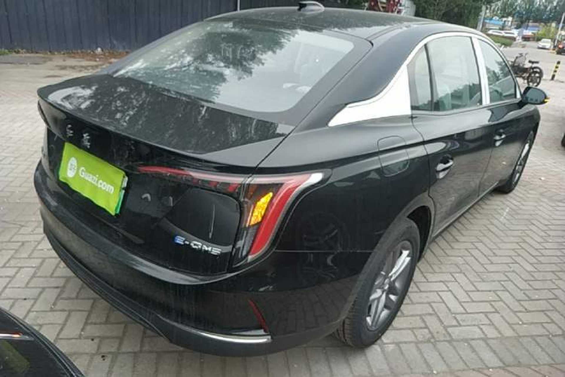 Used Hongqi E-QM5 2025 500km Range Commuter Version Rear Right 45 Deg