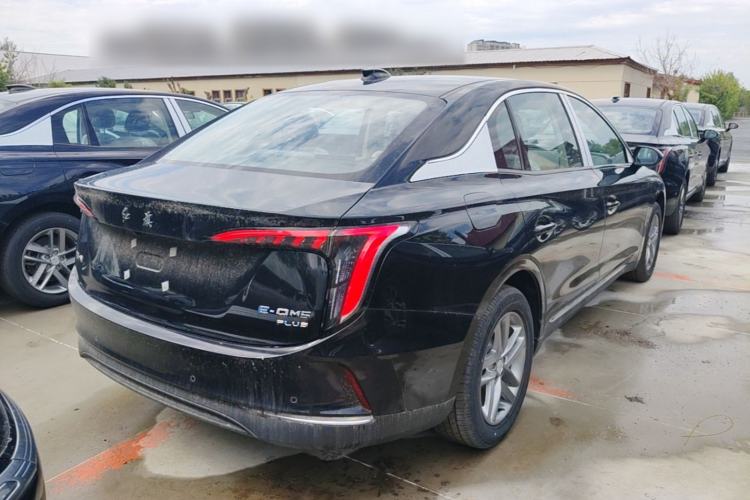 Used Hongqi E-QM5 2025 610 km PLUS Rear Right 45 Deg