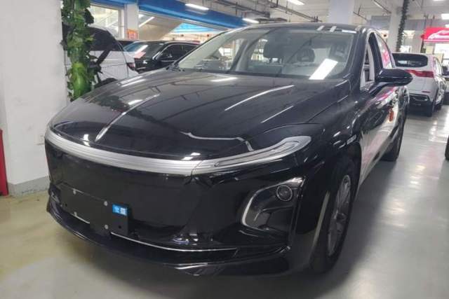Used Hongqi E-QM5 2025 610 km PLUS