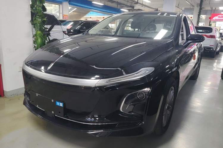 Used Hongqi E-QM5 2025 610 km PLUS Guazi used car, China used car export, Used car for sale, Used cars, Cheapest cars for sale