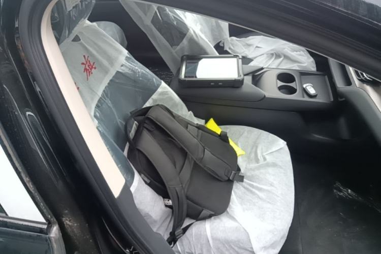Used Hongqi E-QM5 2025 610 km PLUS Right Front Seat