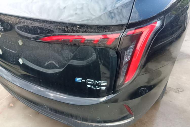 Used Hongqi E-QM5 2025 610 km PLUS Right Rear Taillight