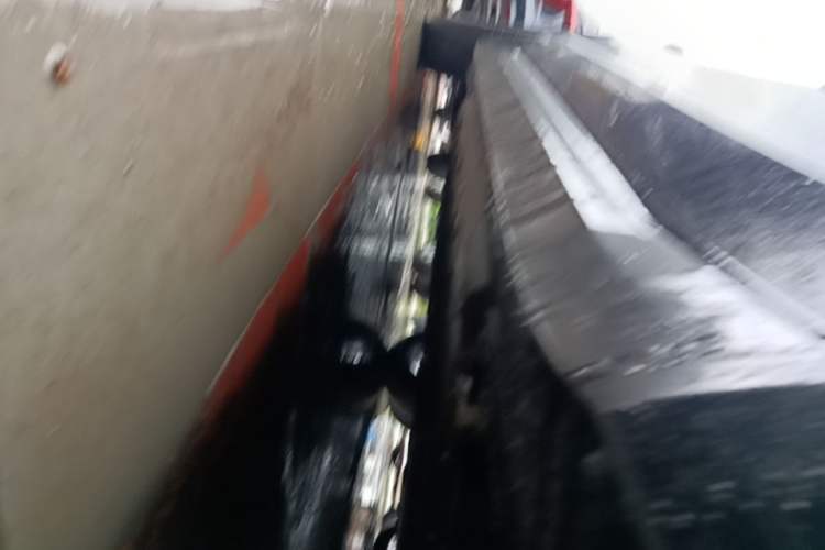 Used Hongqi E-QM5 2025 610 km PLUS Right Side Sill