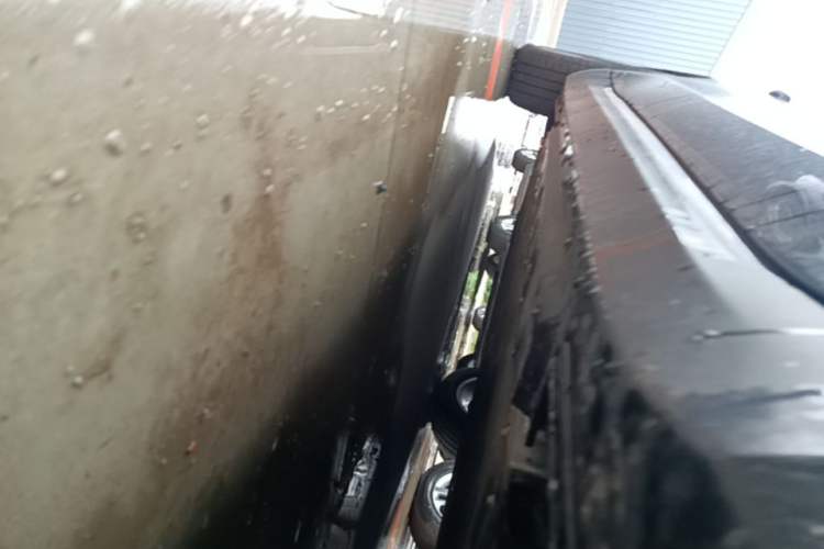 Used Hongqi E-QM5 2025 610 km PLUS Right Side Sill