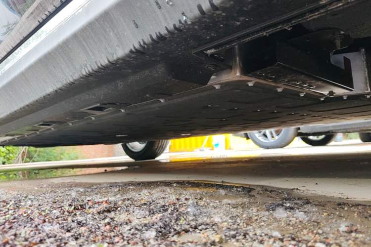 Used Hongqi E-QM5 2025 610 km PLUS Right Side Sill