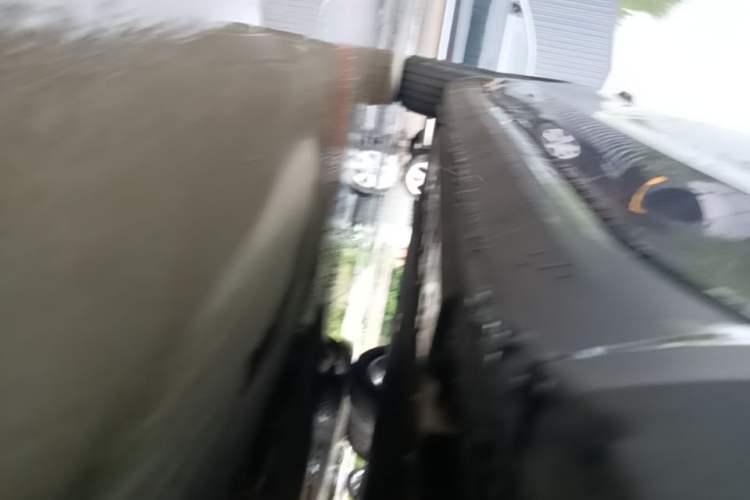 Used Hongqi E-QM5 2025 610 km PLUS Right Side Sill