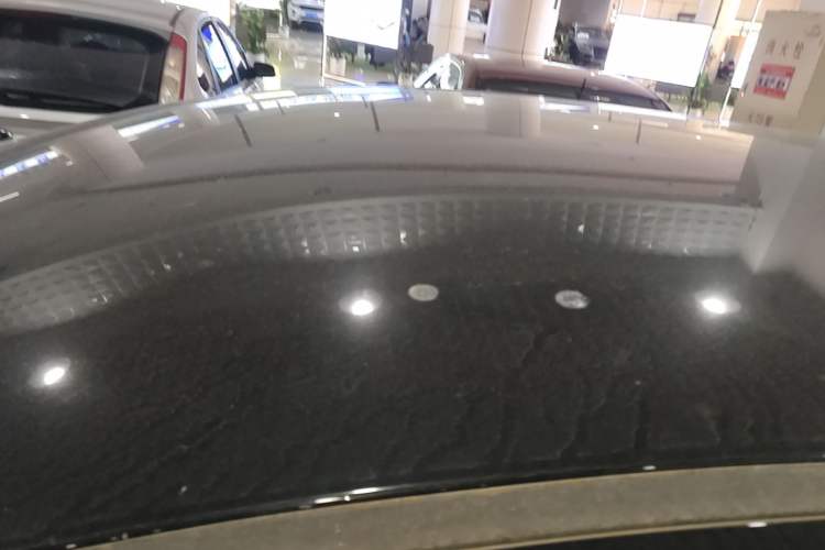 Used Hongqi E-QM5 2025 500km Range Commuter Version Roof