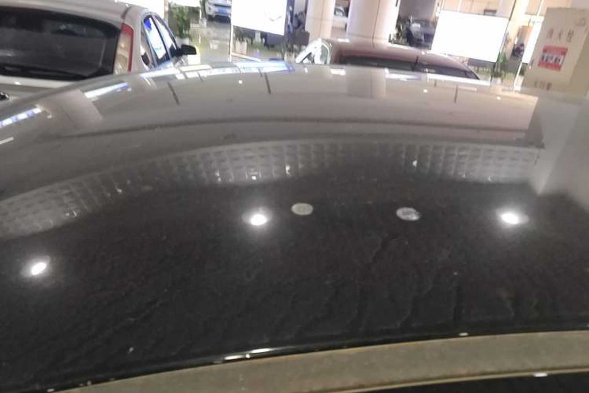 Used Hongqi E-QM5 2025 500km Range Commuter Version Roof
