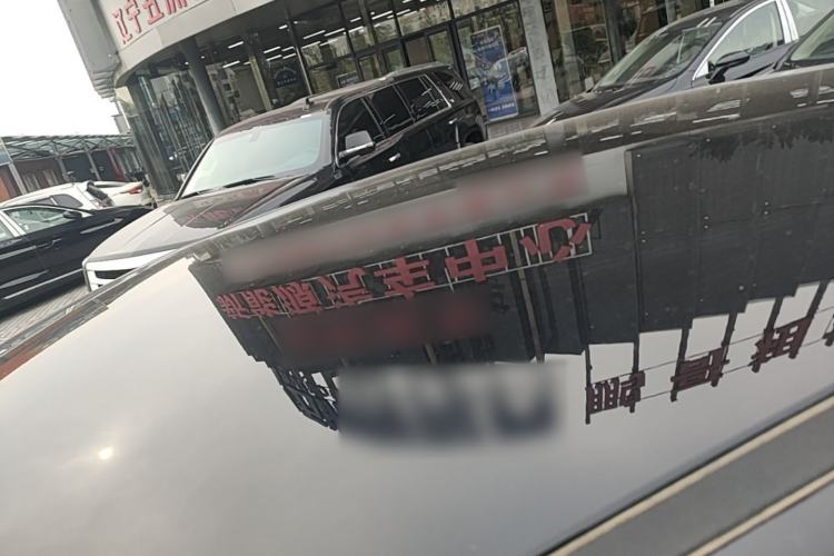 Used Hongqi E-QM5 2025 500km Range Commuter Version Roof