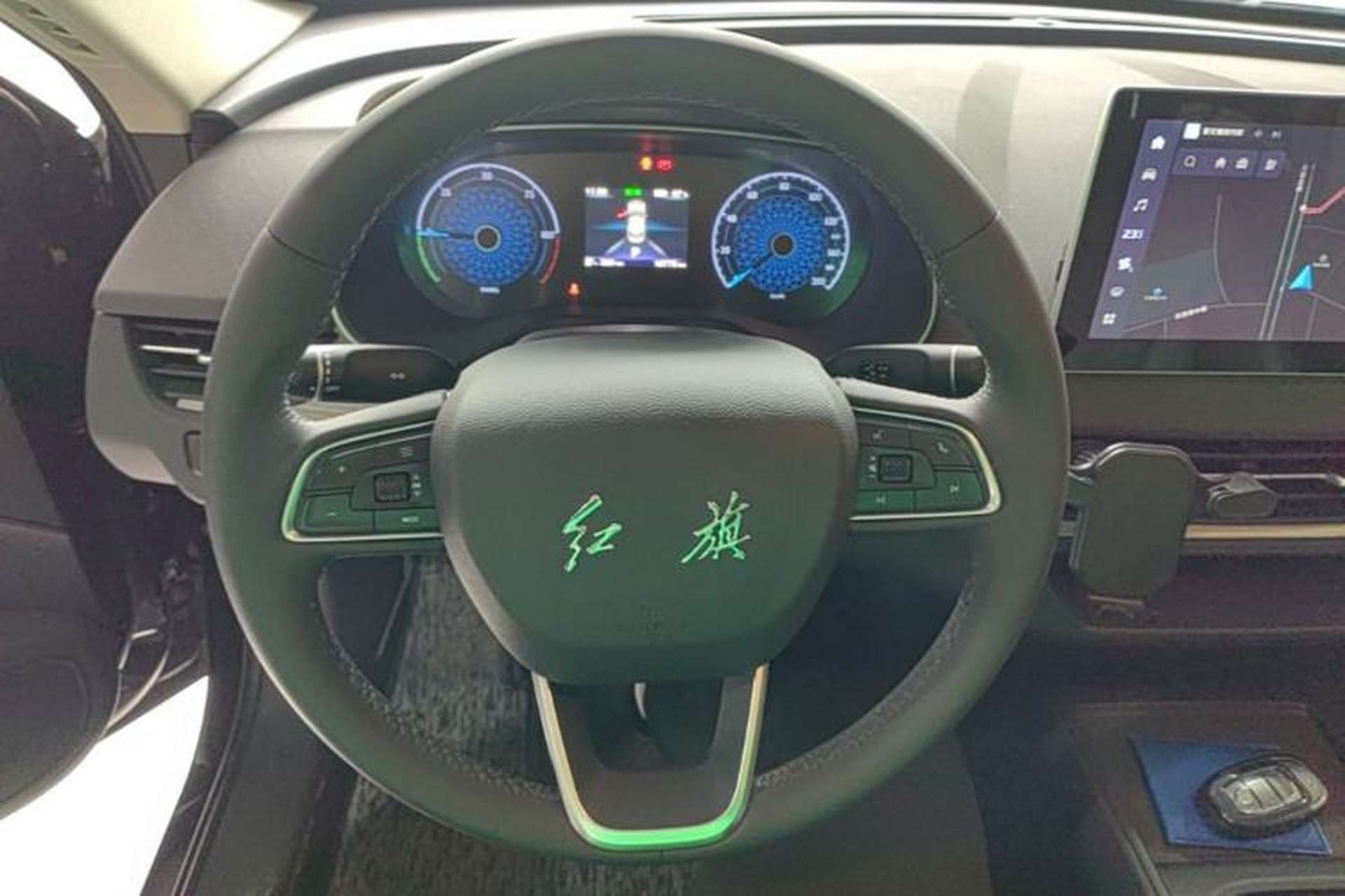 Used Hongqi E-QM5 2025 500km Range Commuter Version Steering Wheel