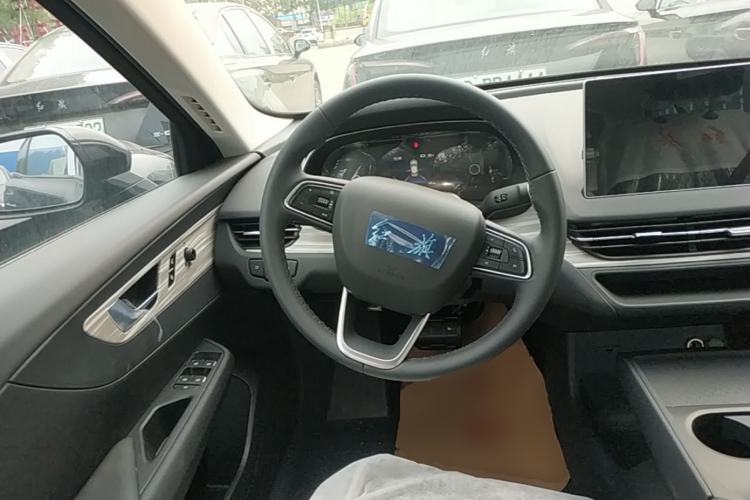 Used Hongqi E-QM5 2025 500km Range Commuter Version Steering Wheel