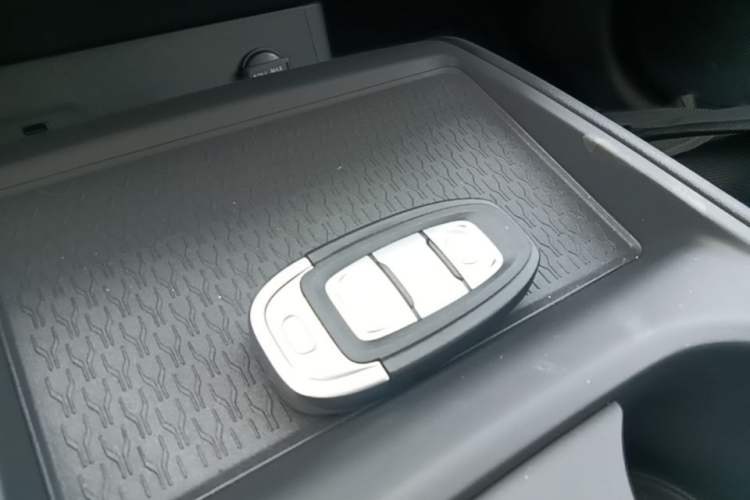 Used Hongqi E-QM5 2025 610 km PLUS Vehicle Key