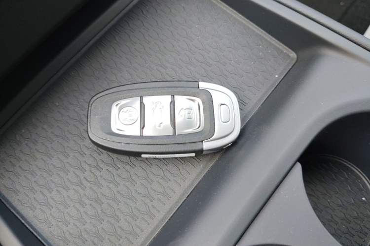 Used Hongqi E-QM5 2025 610 km PLUS Vehicle Key