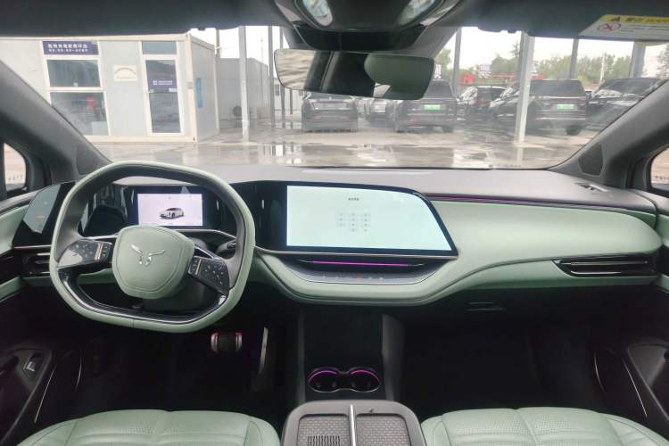 Used Hongqi EH7 2024 820 Pro Interior 3