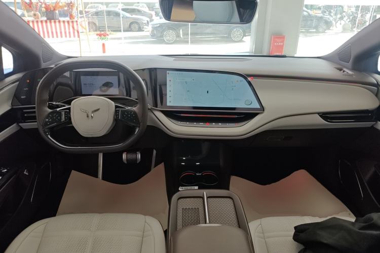 Used Hongqi EH7 2024 690 Pro Center Console