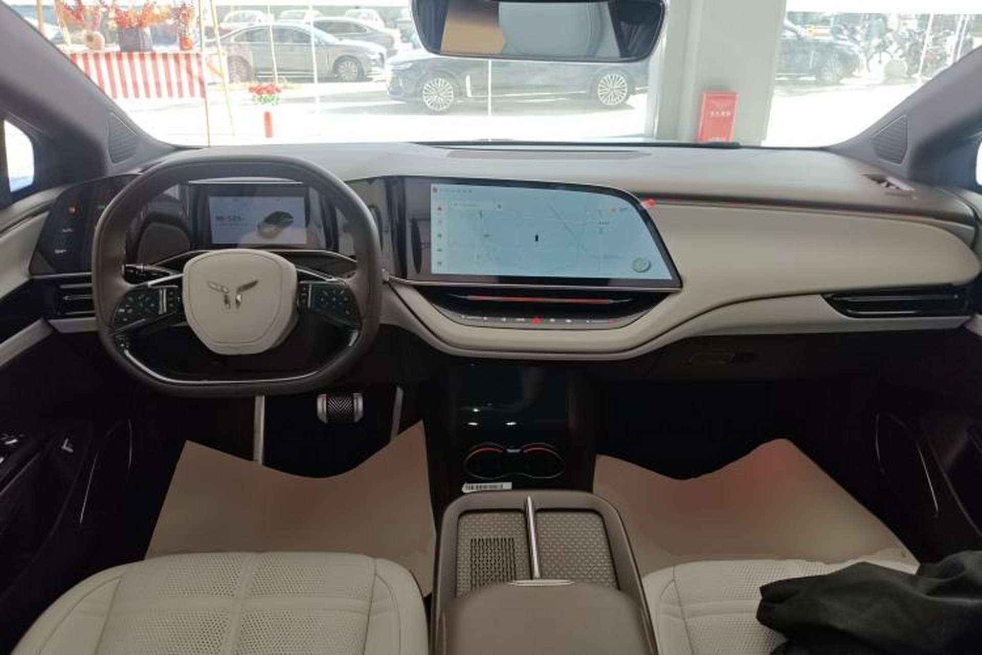 Used Hongqi EH7 2024 690 Pro Center Console