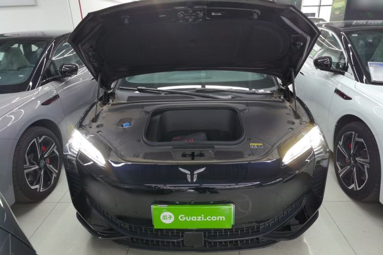Used Hongqi EH7 2024 640 Pro+ All-Wheel Drive Engine Bay