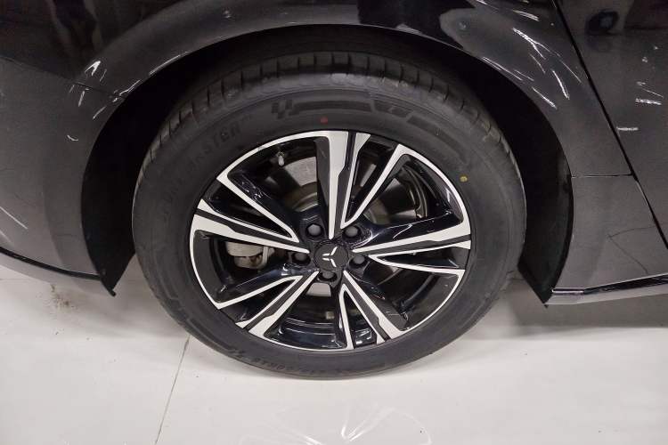 Used Hongqi EH7 2024 690 Pro Exterior 7