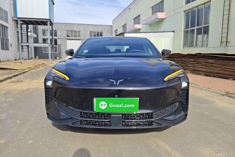 Used Hongqi EH7 2024 690 Pro Front