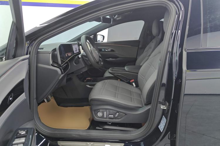 Used Hongqi EH7 2024 600 Pro Left Front Seat