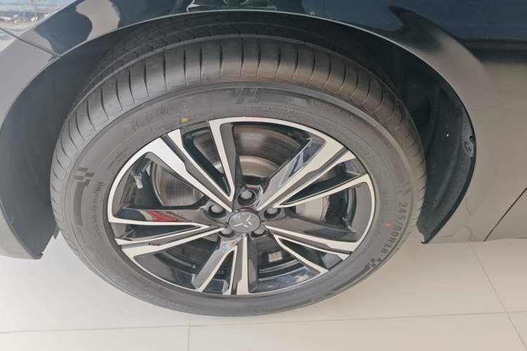 Used Hongqi EH7 2024 690 Pro Left Front Wheel Hub