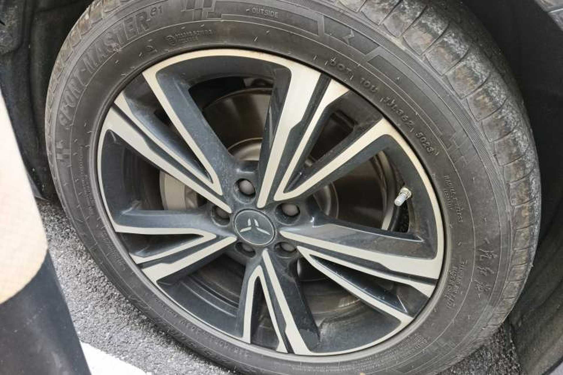 Used Hongqi EH7 2024 820 Pro Right Front Wheel Hub