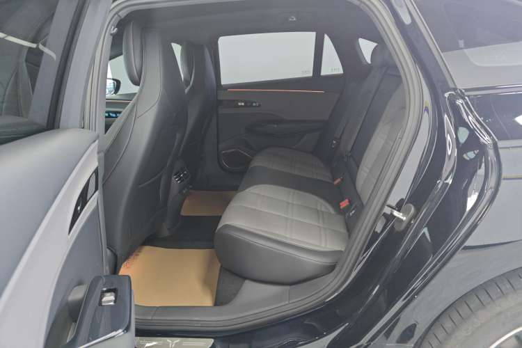 Used Hongqi EH7 2024 600 Pro Right Rear Seat