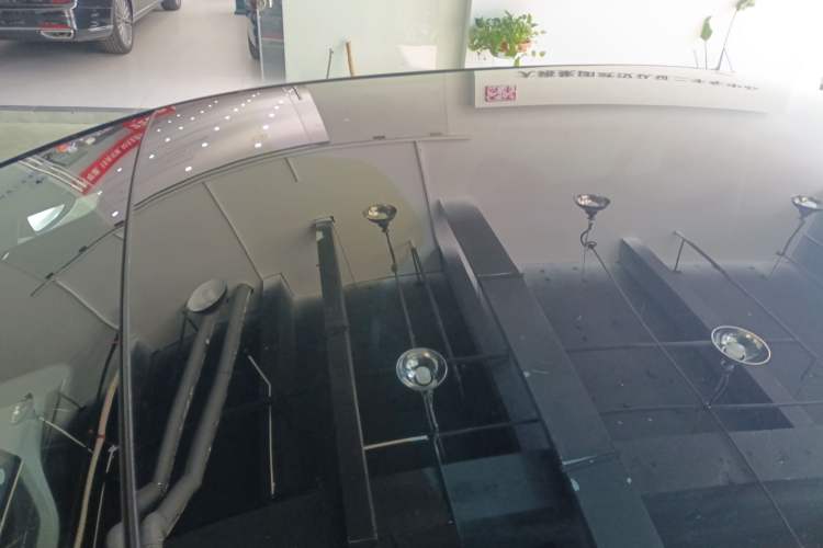 Used Hongqi EH7 2024 690 Pro Roof
