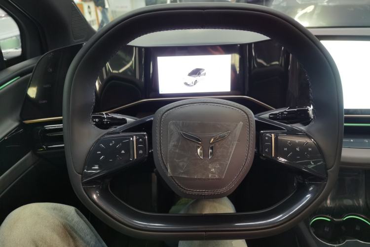 Used Hongqi EH7 2024 640 Pro+ All-Wheel Drive Steering Wheel