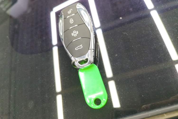 Used Hongqi EH7 2024 640 Pro+ All-Wheel Drive Vehicle Key