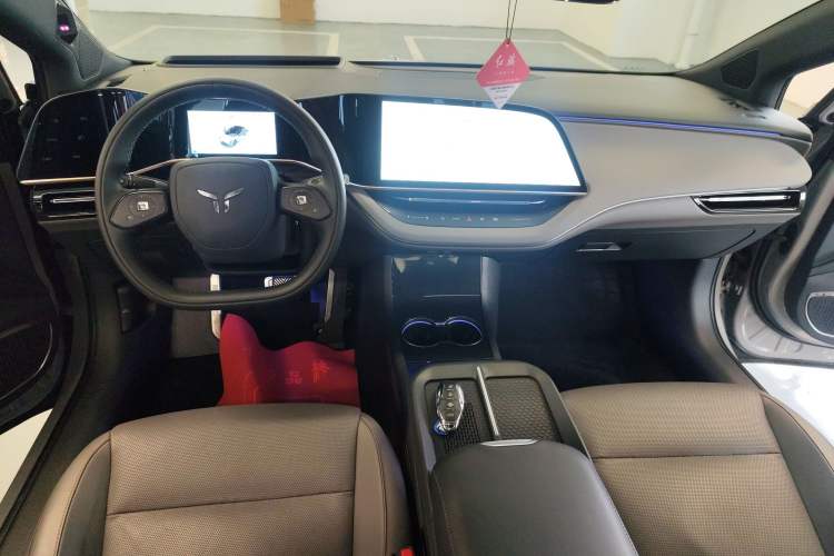 Used Hongqi EH7 2024 640 Pro+ All-Wheel Drive Audio And AC Panel