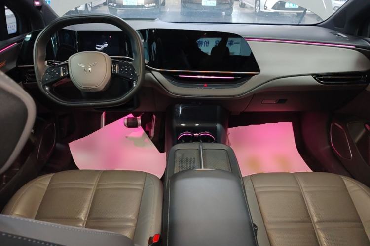 Used Hongqi EH7 2024 760 Pro+ Four-Wheel Drive Version Center Console