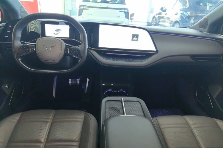 Used Hongqi EH7 2024 820 Pro Center Console