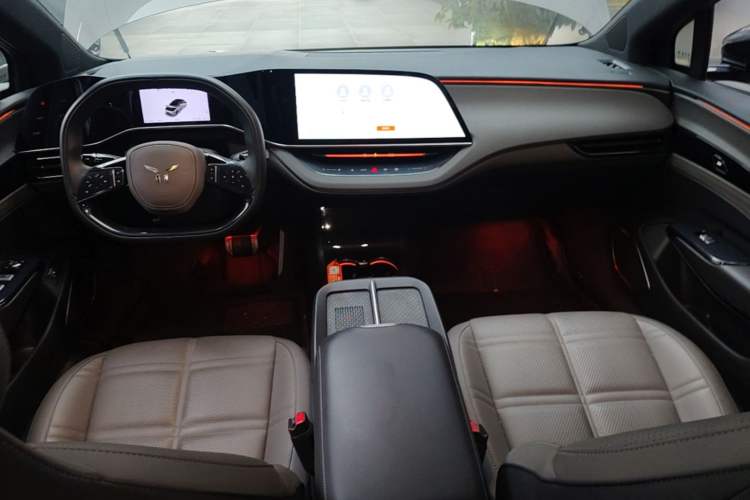 Used Hongqi EH7 2024 690 Pro Center Console