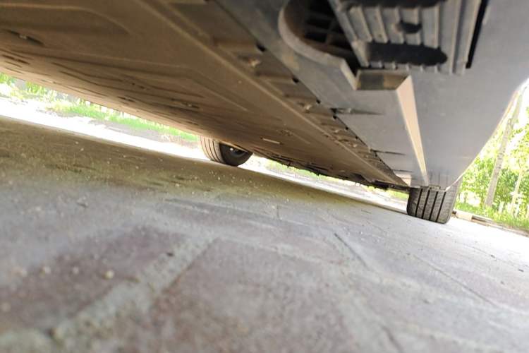 Used Hongqi EH7 2024 690 Pro Chassis Rear Right