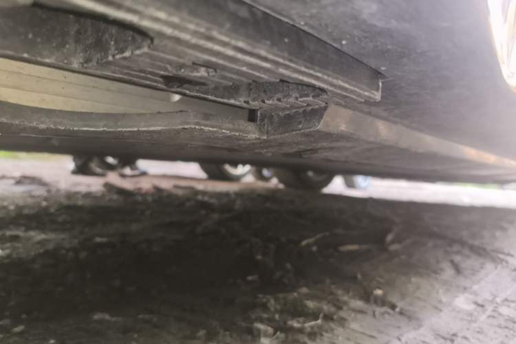 Used Hongqi EH7 2024 820 Pro Chassis Rear Right