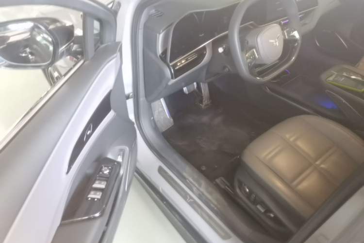 Used Hongqi EH7 2024 760 Pro+ Four-Wheel Drive Version Driver Seat