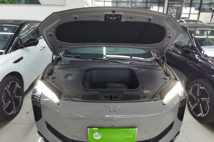 Used Hongqi EH7 2024 640 Pro+ All-Wheel Drive Engine Bay