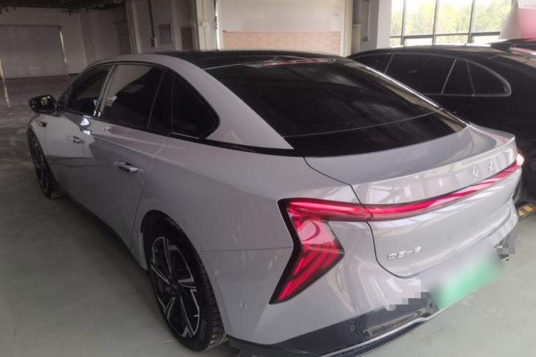 Used Hongqi EH7 2024 760 Pro+ Four-Wheel Drive Version Exterior 2