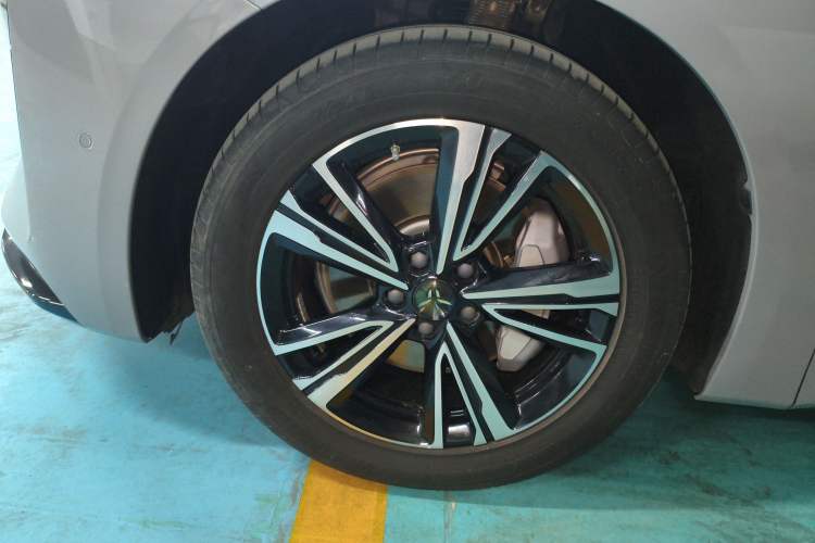 Used Hongqi EH7 2024 690 Pro Exterior 3