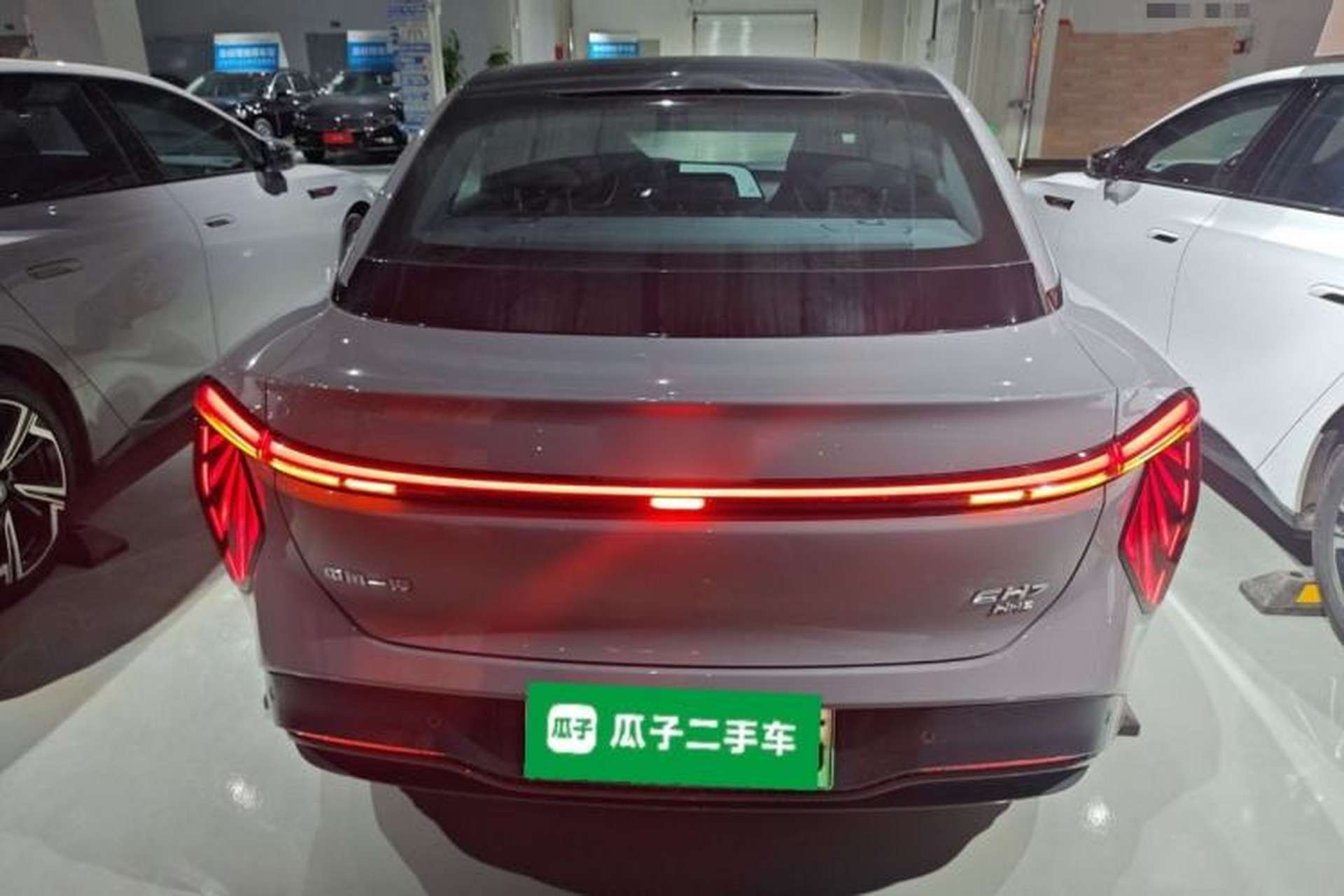 Used Hongqi EH7 2024 820 Pro Exterior 4