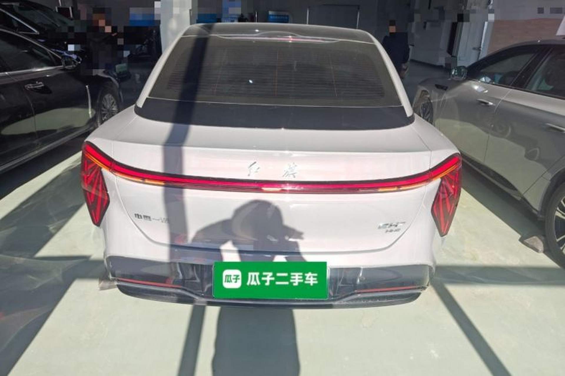 Used Hongqi EH7 2024 760 Pro+ Four-Wheel Drive Version Exterior 4