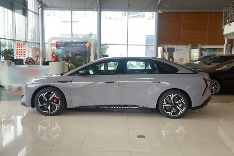 Used Hongqi EH7 2024 640 Pro+ All-Wheel-Drive Glory Edition Exterior 5